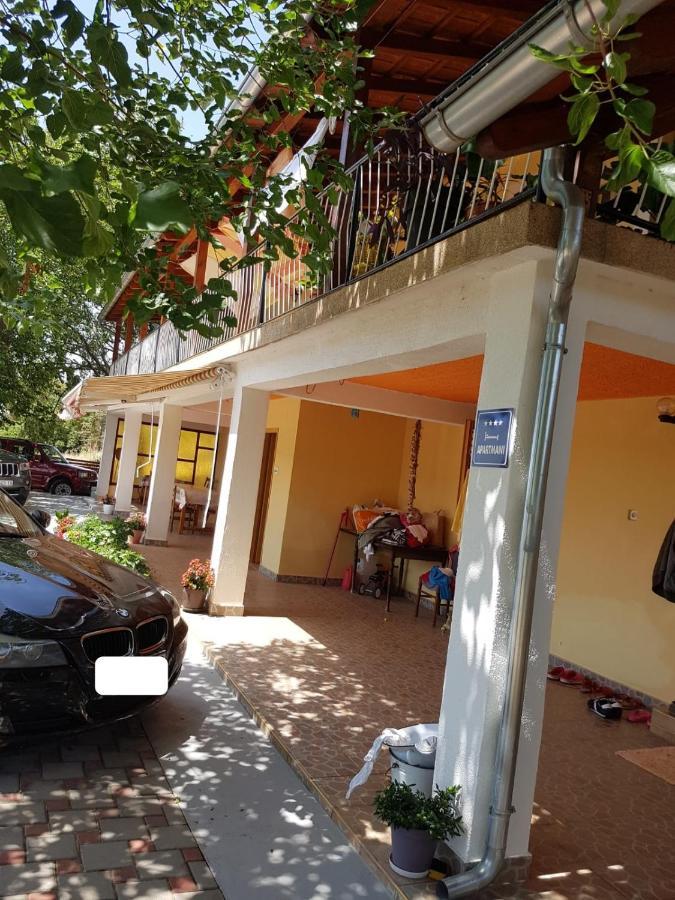Apartmani Corleone Bilice Bagian luar foto