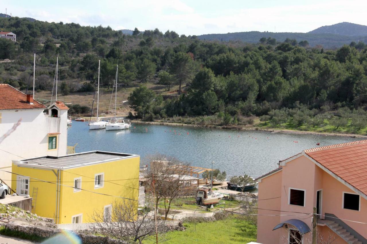 Apartmani Corleone Bilice Bagian luar foto